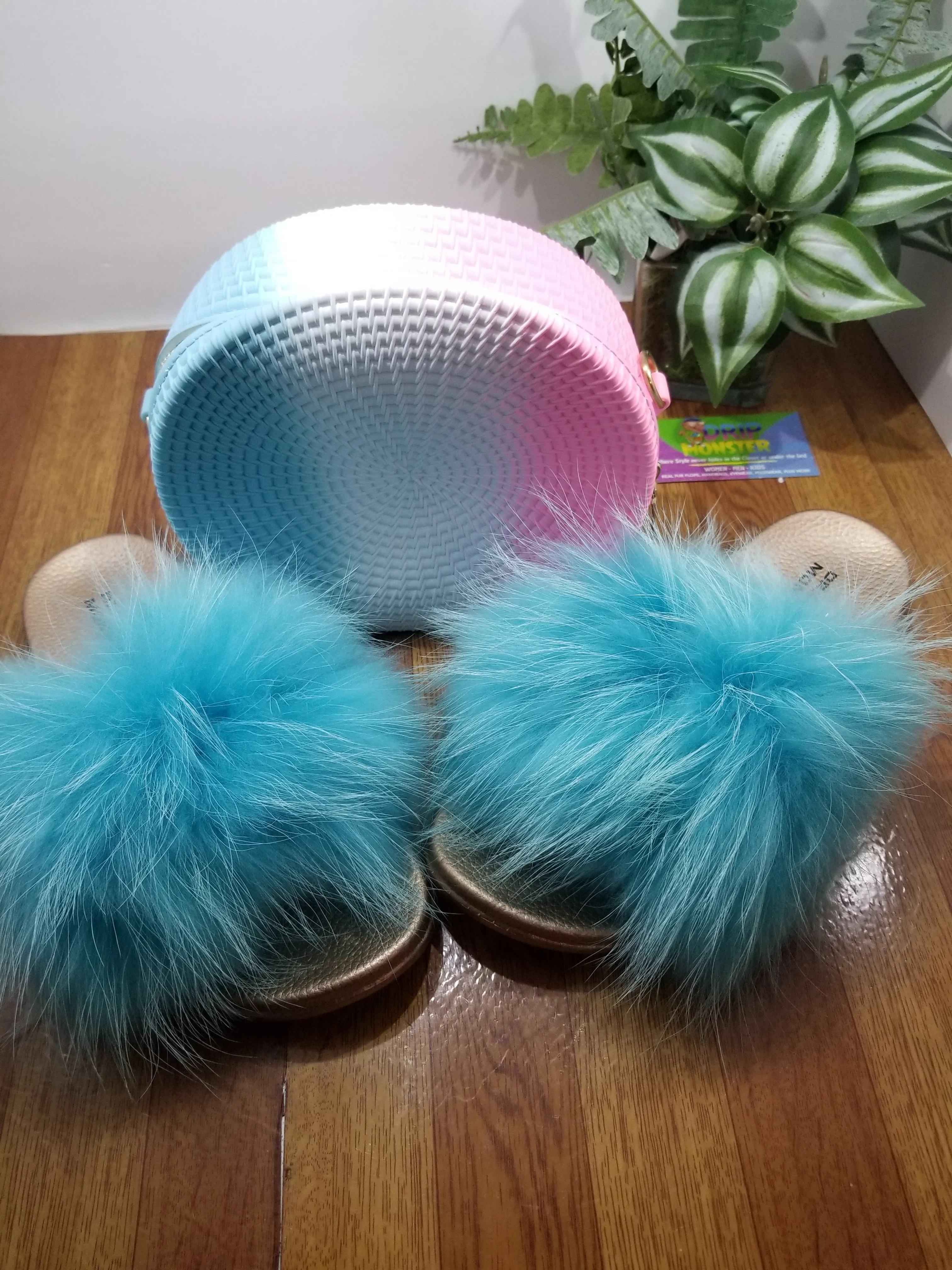 “Blue Sky’s” Womens Fluffy Fur Slippers