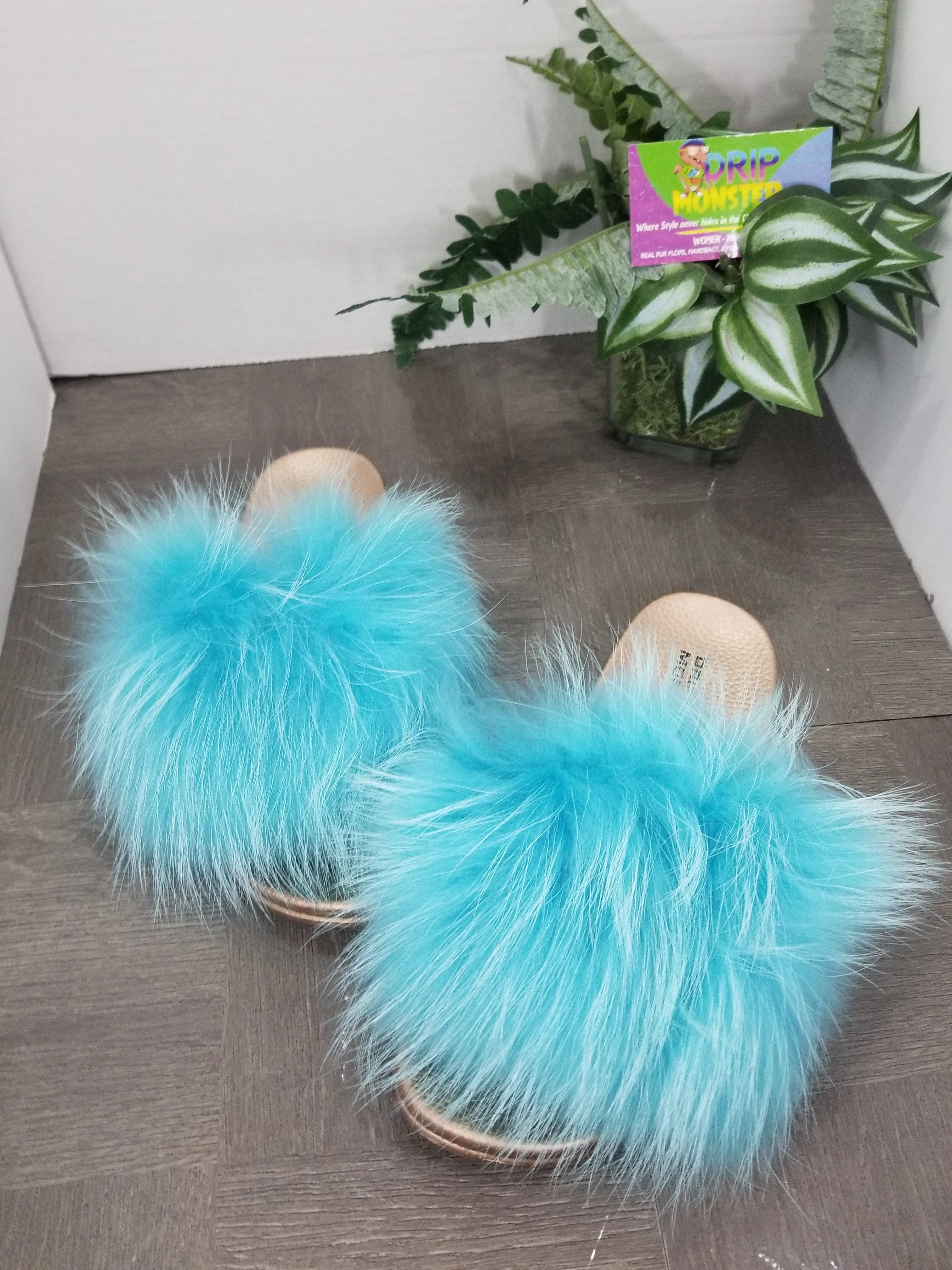 “Blue Sky’s” Womens Fluffy Fur Slippers