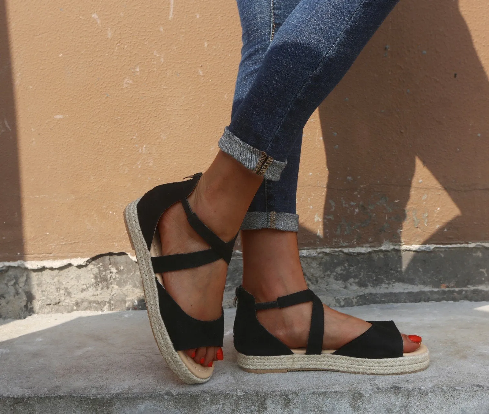 Chicvane Criss Cross Straps Espadrille Shoes with Zipper Platform Sandals