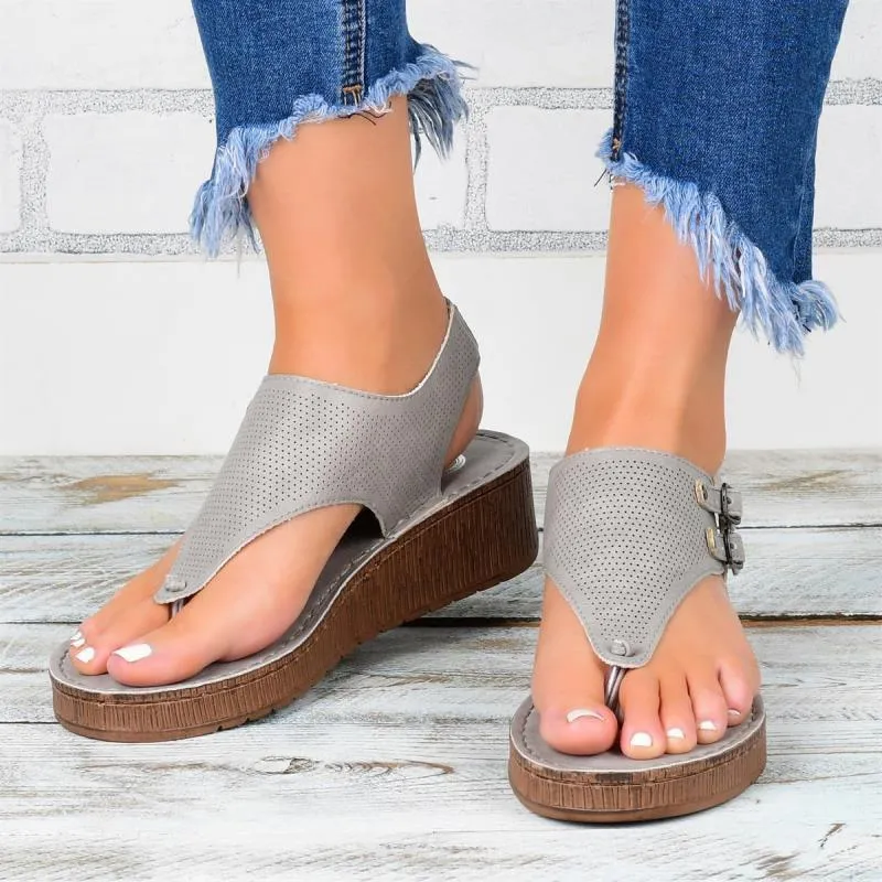 Chicvane Hollow Out Buckle Closure Platform Sandals Flip Flops