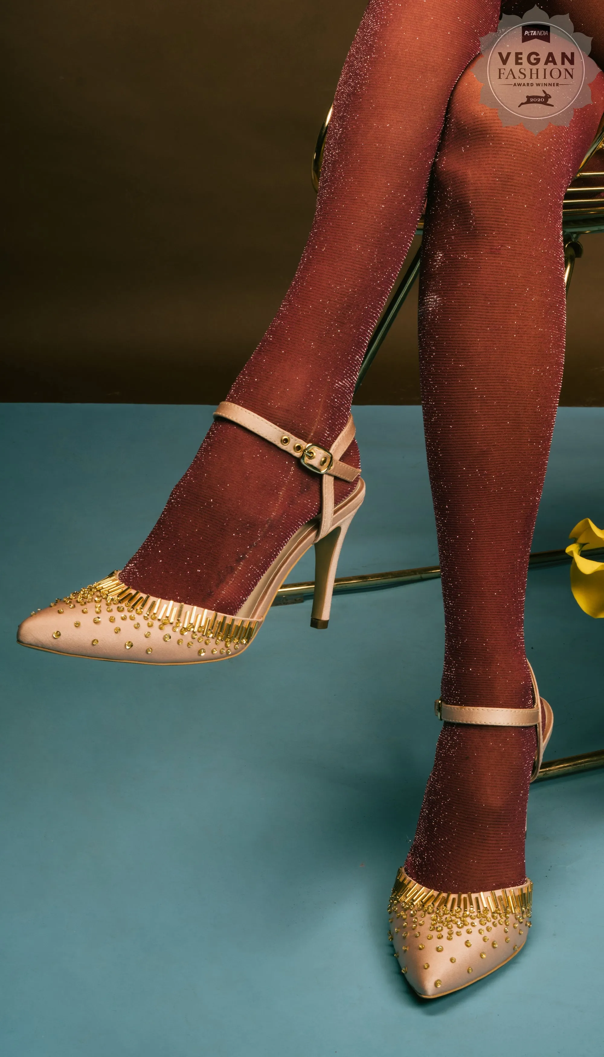 Isadora - Gold Stilettos
