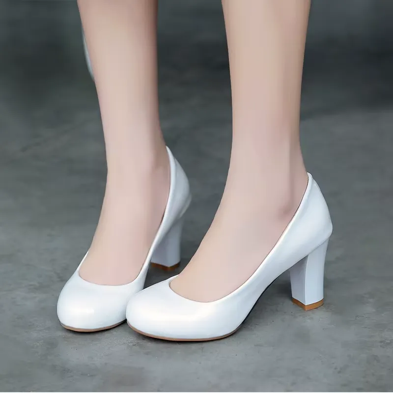USS Shoes Marcia Women's Round Toe Patent Pump