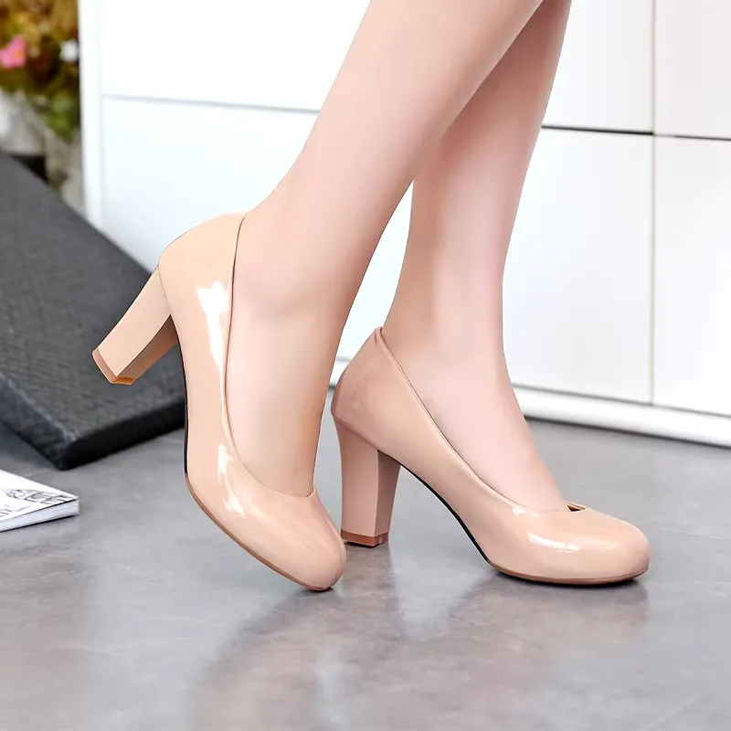 USS Shoes Marcia Women's Round Toe Patent Pump